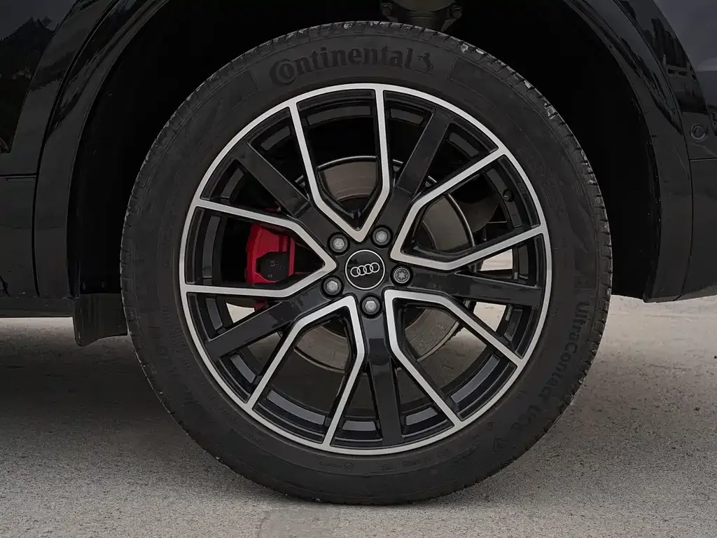 Audi Q5L Sportback 2025 из CN, фото 6