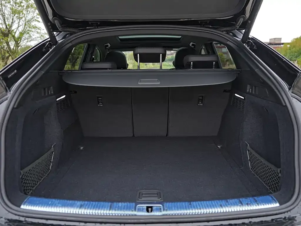 Audi Q5L Sportback 2025 из CN, фото 3