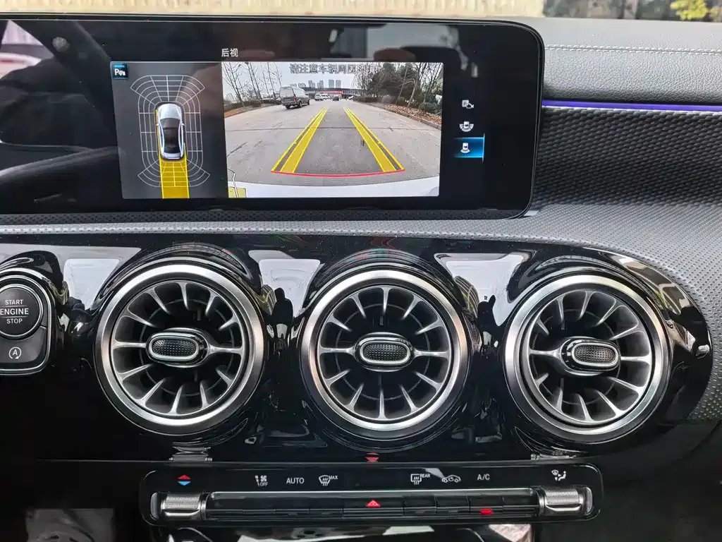 Mercedes-Benz A-Class 2023 из CN, фото 8