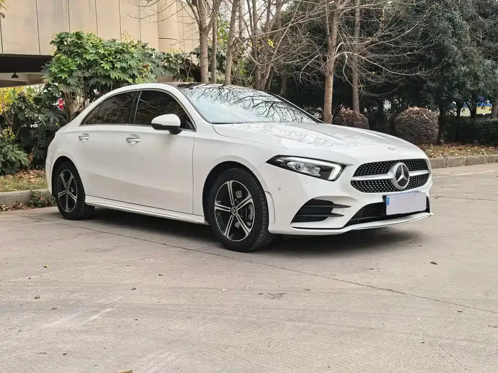 Mercedes-Benz A-Class 2023 из CN, фото 4