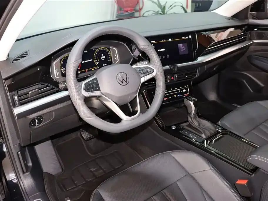 Volkswagen Passat — фото 8