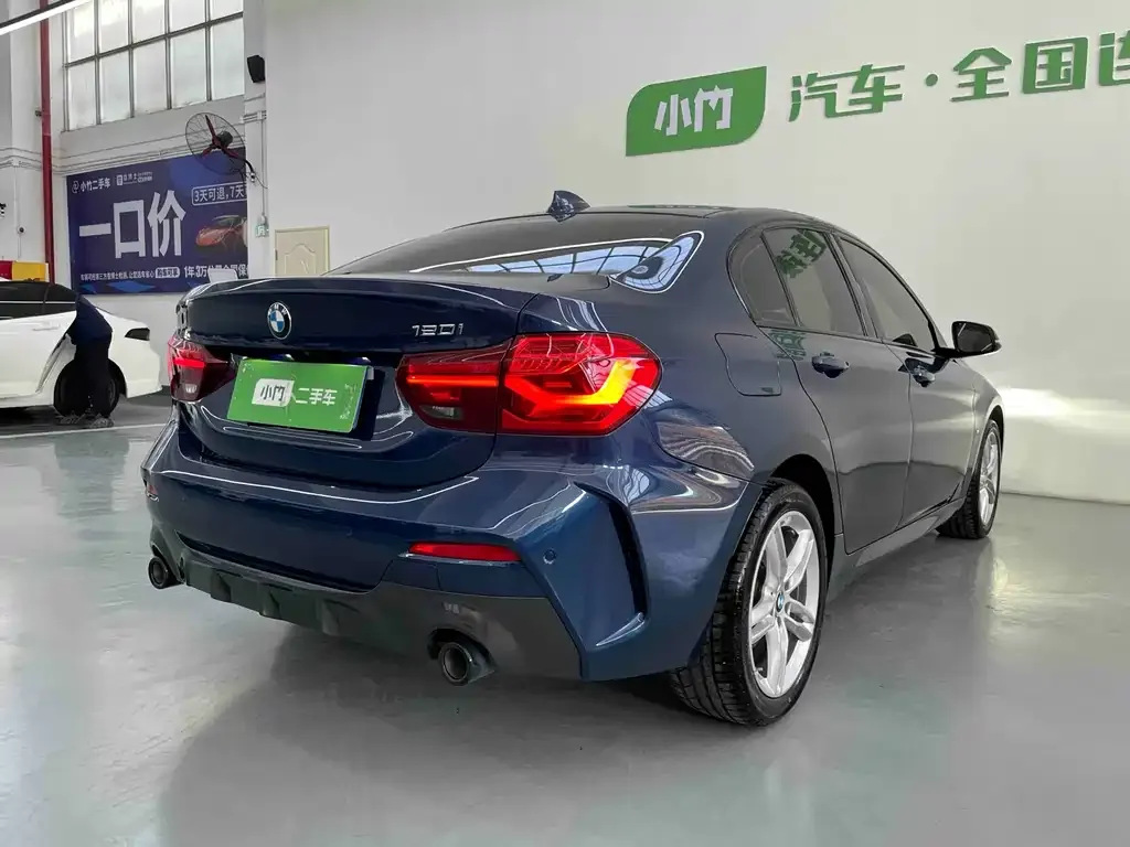 BMW 1 Series 2023 из CN, фото 6