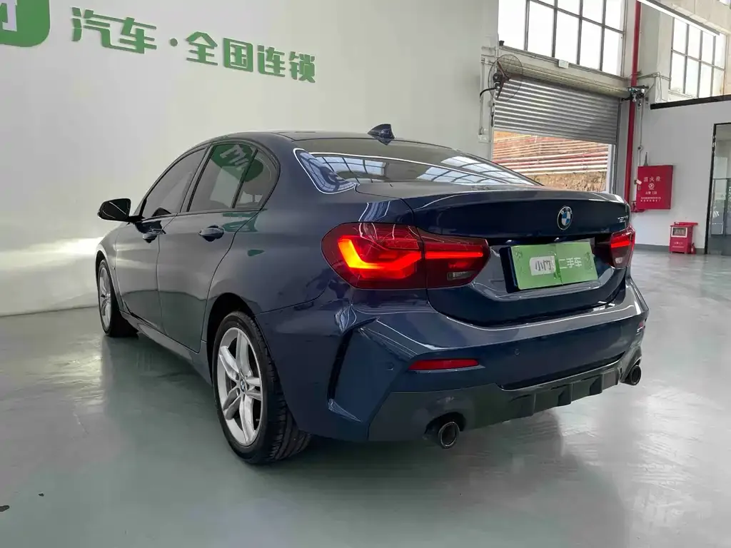 BMW 1 Series 2023 из CN, фото 9