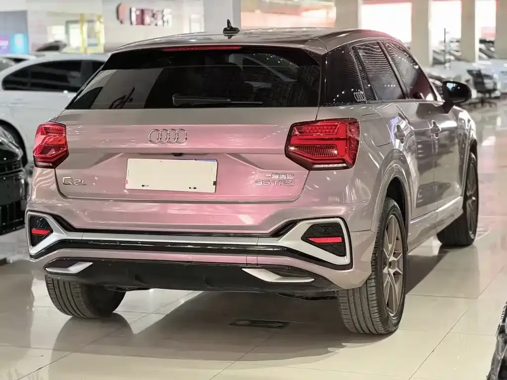 Audi Q2L 2022 из CN, фото 4