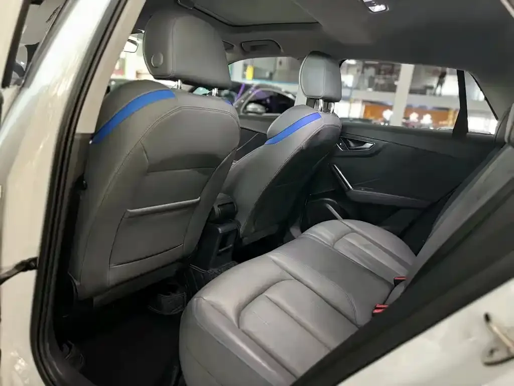 Audi Q2L 2022 из CN, фото 6