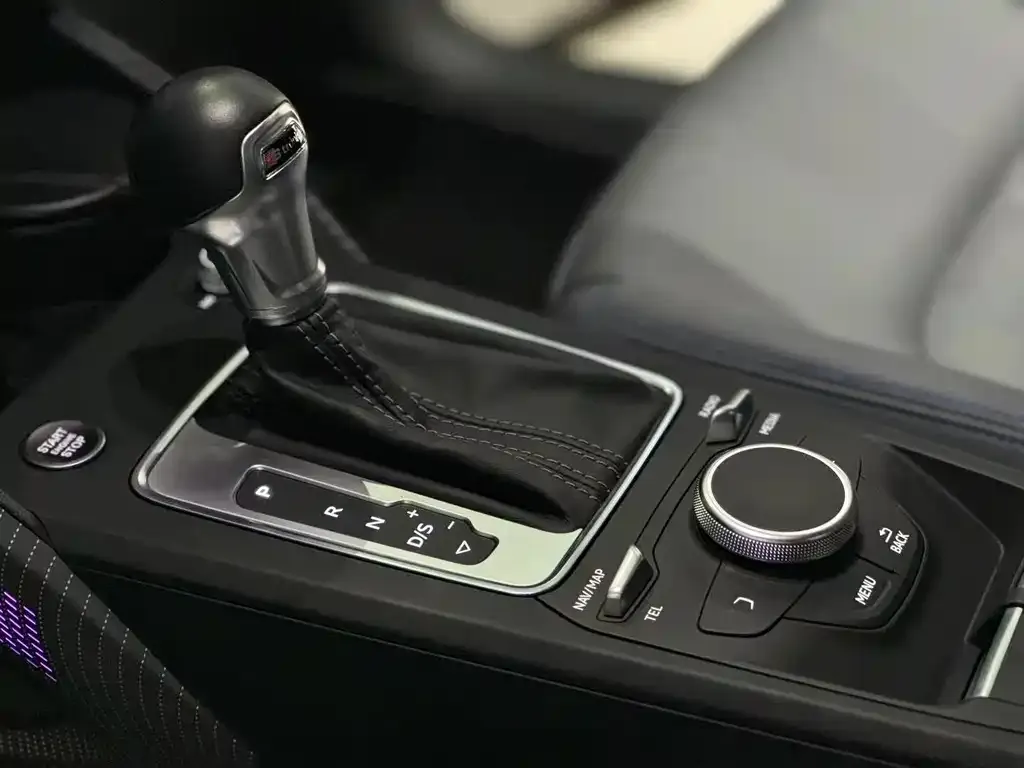 Audi Q2L 2022 из CN, фото 9