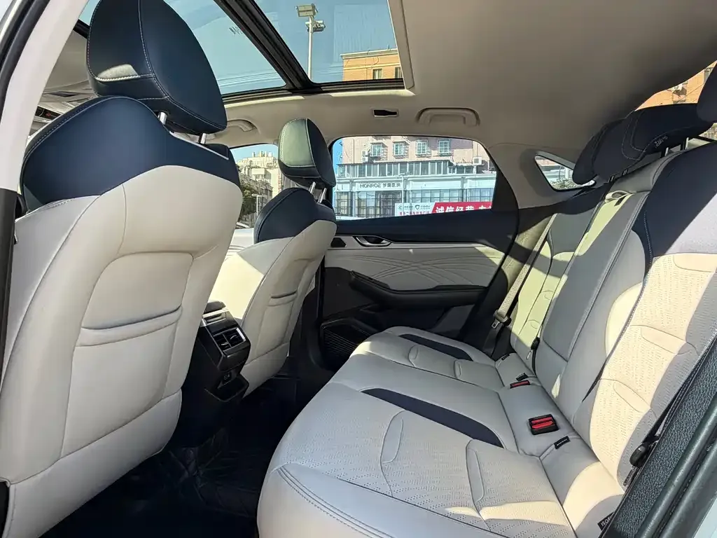 Geely Xingrui 2022 из CN, фото 2