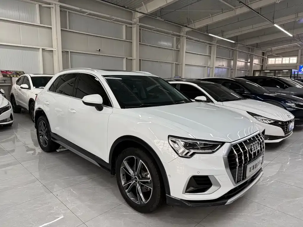 Audi Q3 — фото 3