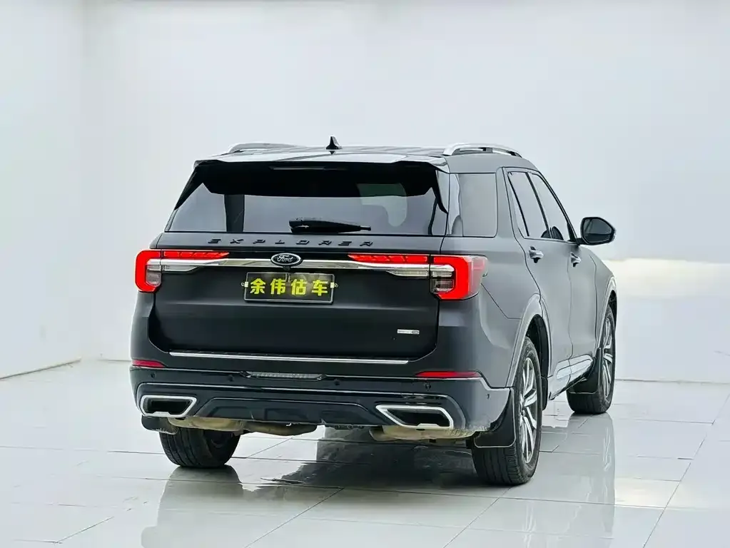 Ford Explorer 2023 из CN, фото 6