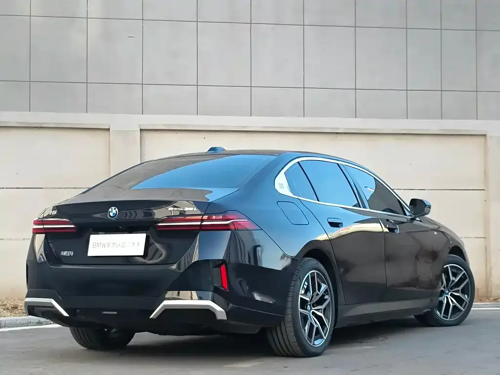 BMW i5 2024 из CN, фото 4