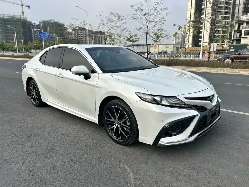 Toyota Camry 2022 из CN, фото 3