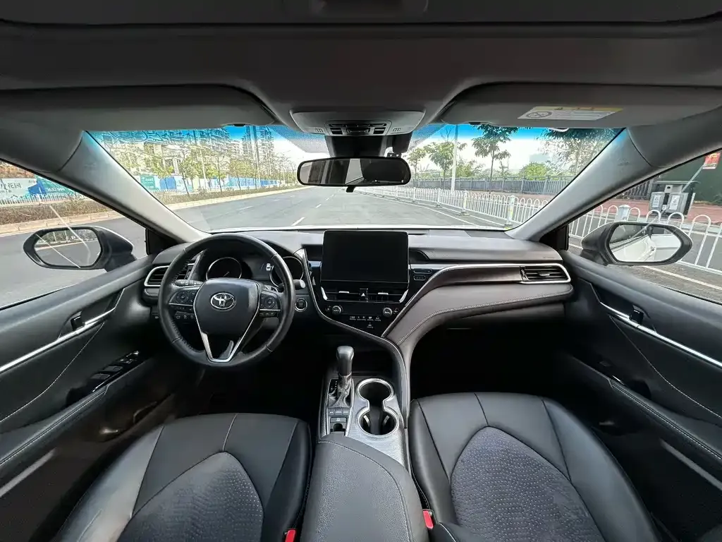 Toyota Camry 2022 из CN, фото 5