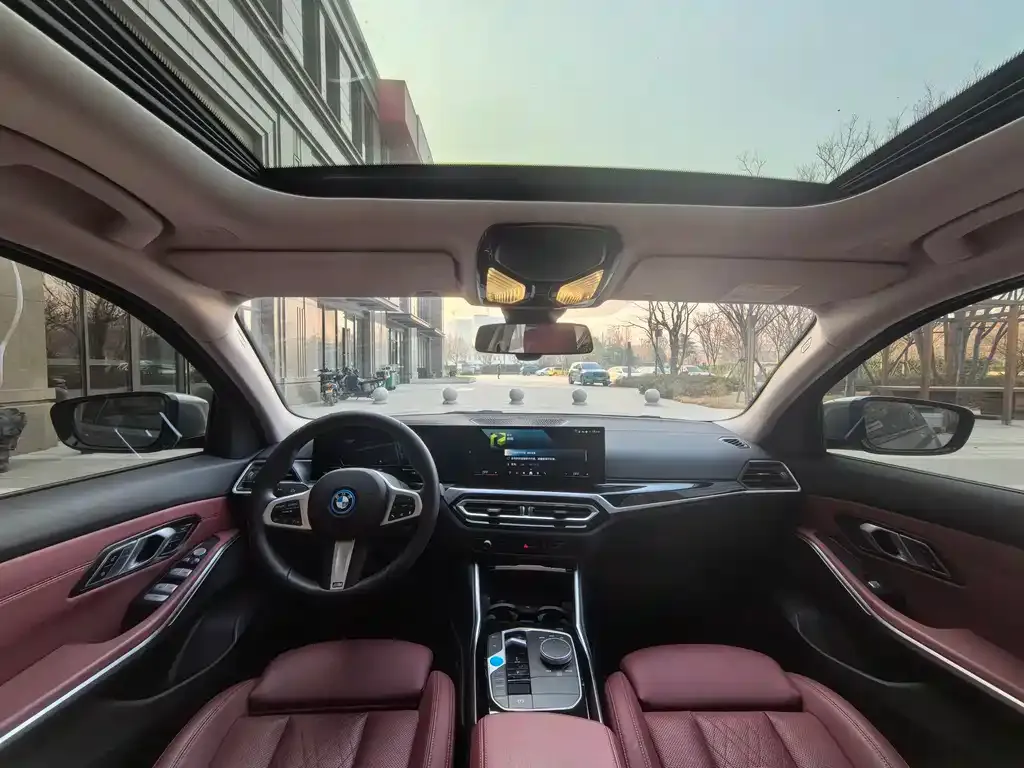 BMW i3 2024 из CN, фото 5