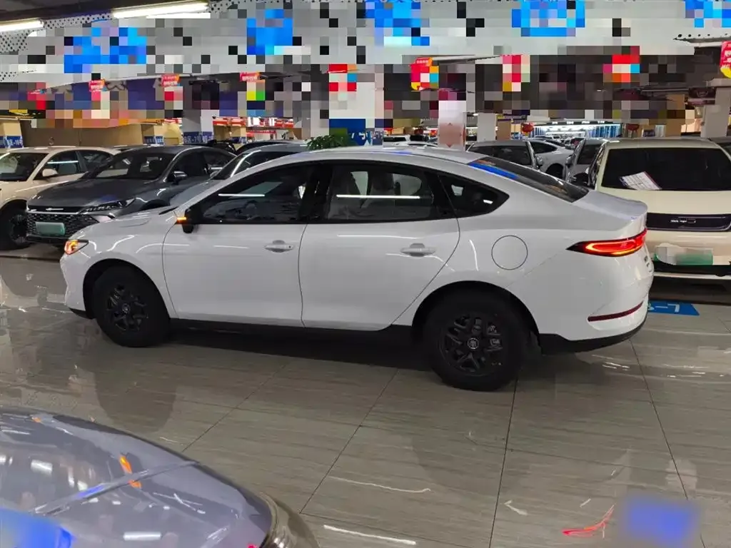 BYD Qin PLUS 2025 из CN, фото 5