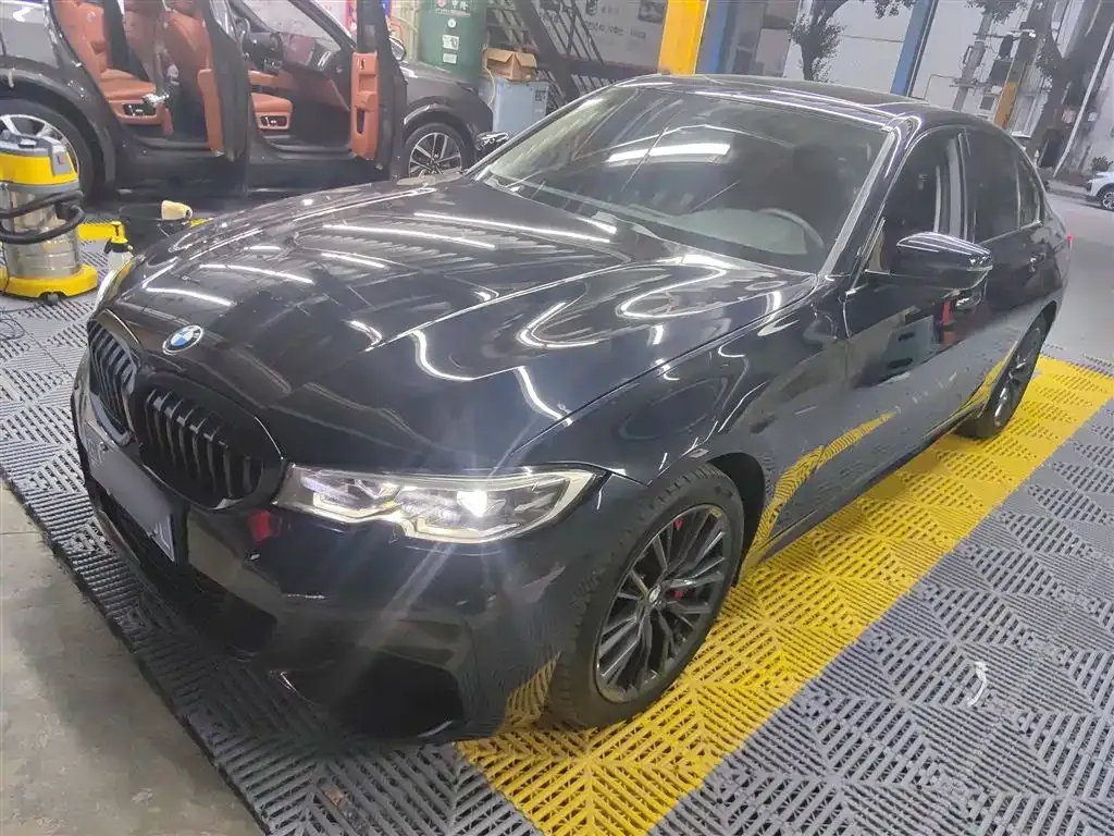BMW 3 Series 2022 из CN, фото 3