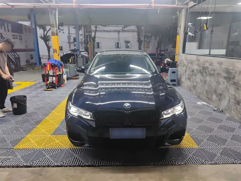BMW 3 Series 2022 из CN, фото 10