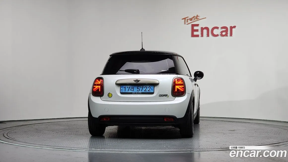 Mini Cooper 2024 из KR, фото 4