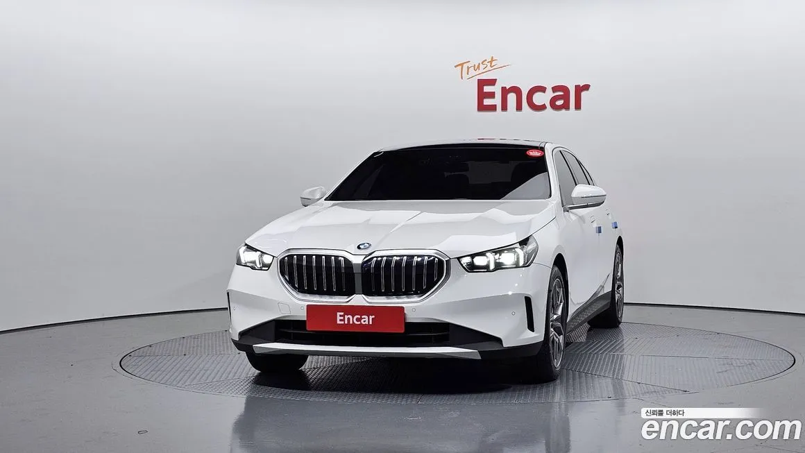 BMW 5-Series 2024 из KR, фото 3