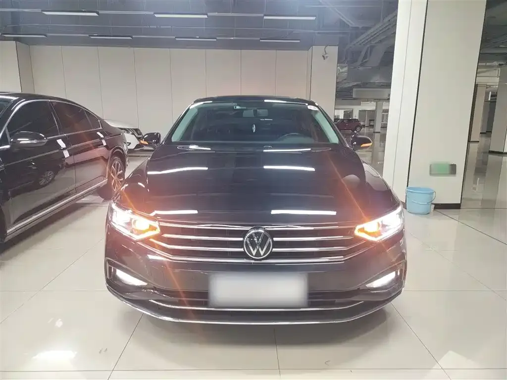 Volkswagen Magotan 2022 из CN, фото 8