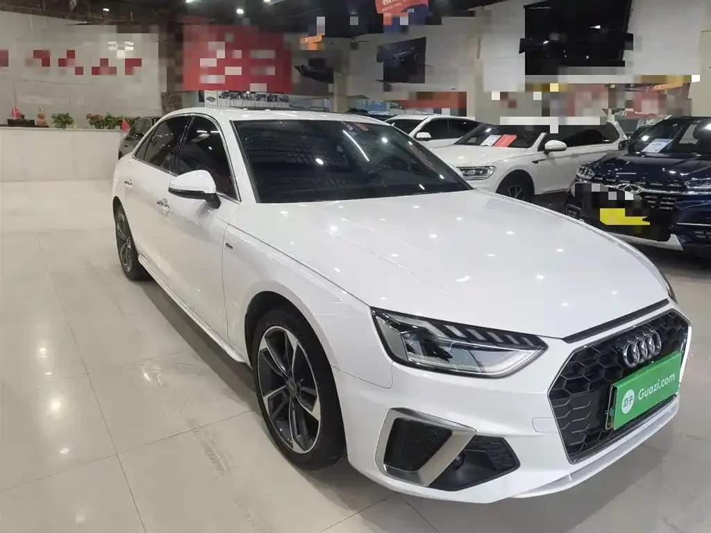 Audi A4L 2022 из CN, фото 7