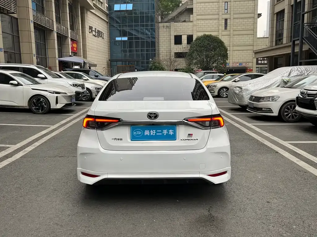 Toyota Corolla 2022 из CN, фото 7