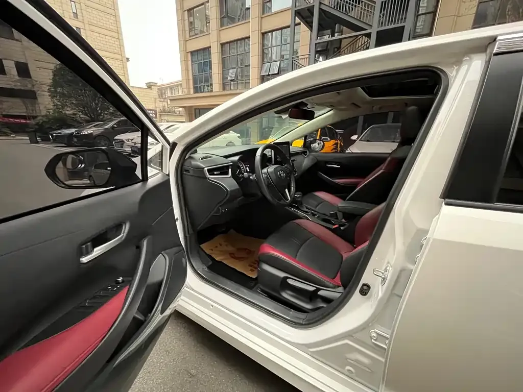 Toyota Corolla 2022 из CN, фото 4