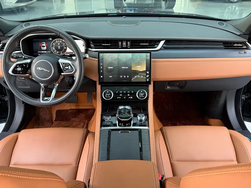Jaguar XFL 2024 из CN, фото 3