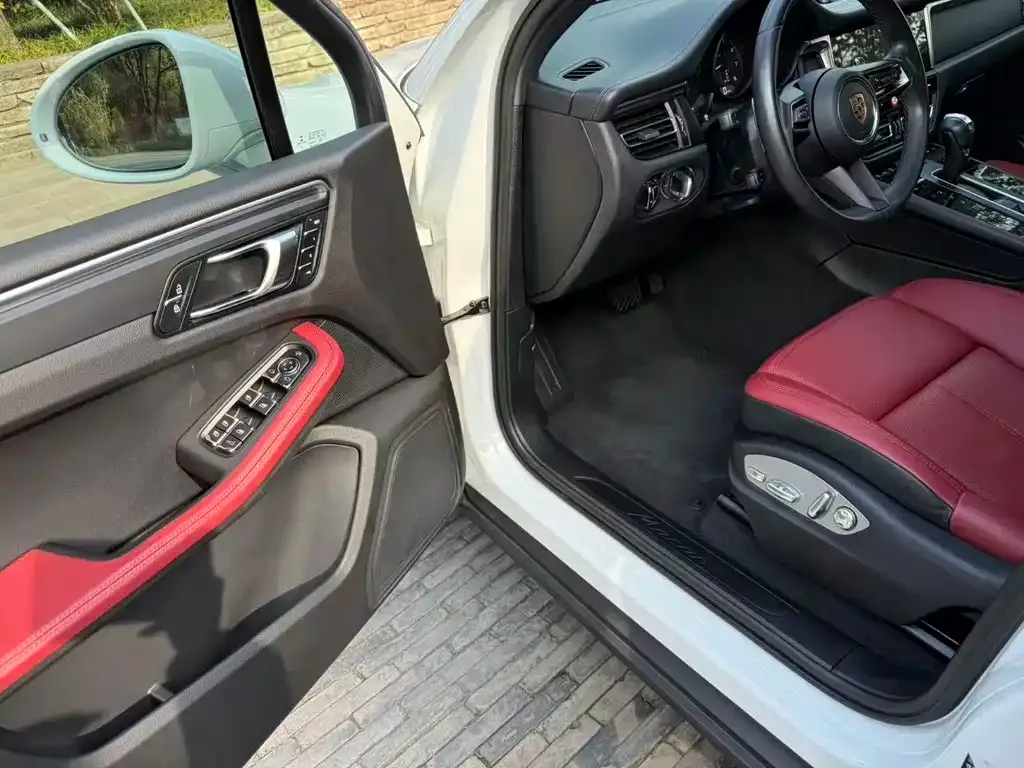 Porsche Macan 2023 из CN, фото 2