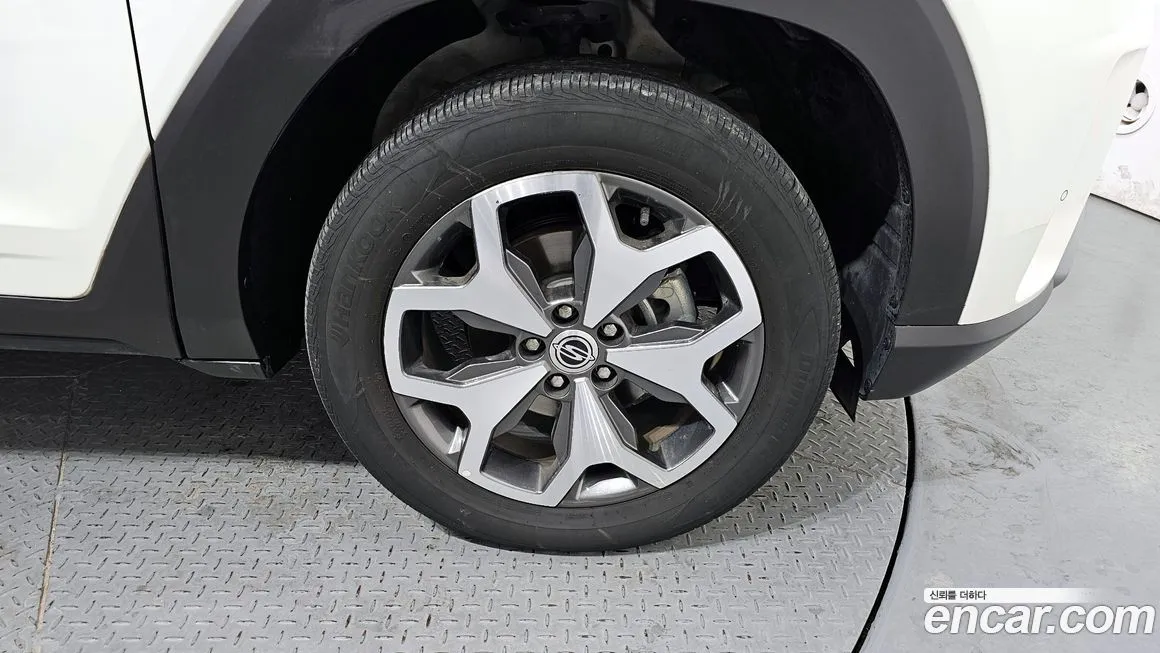 KG Mobility (Ssangyong) Torres — фото 7