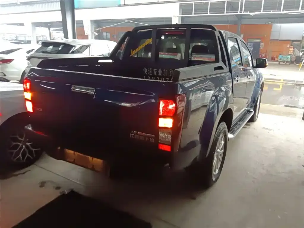 Isuzu D-MAX 2022 из CN, фото 7