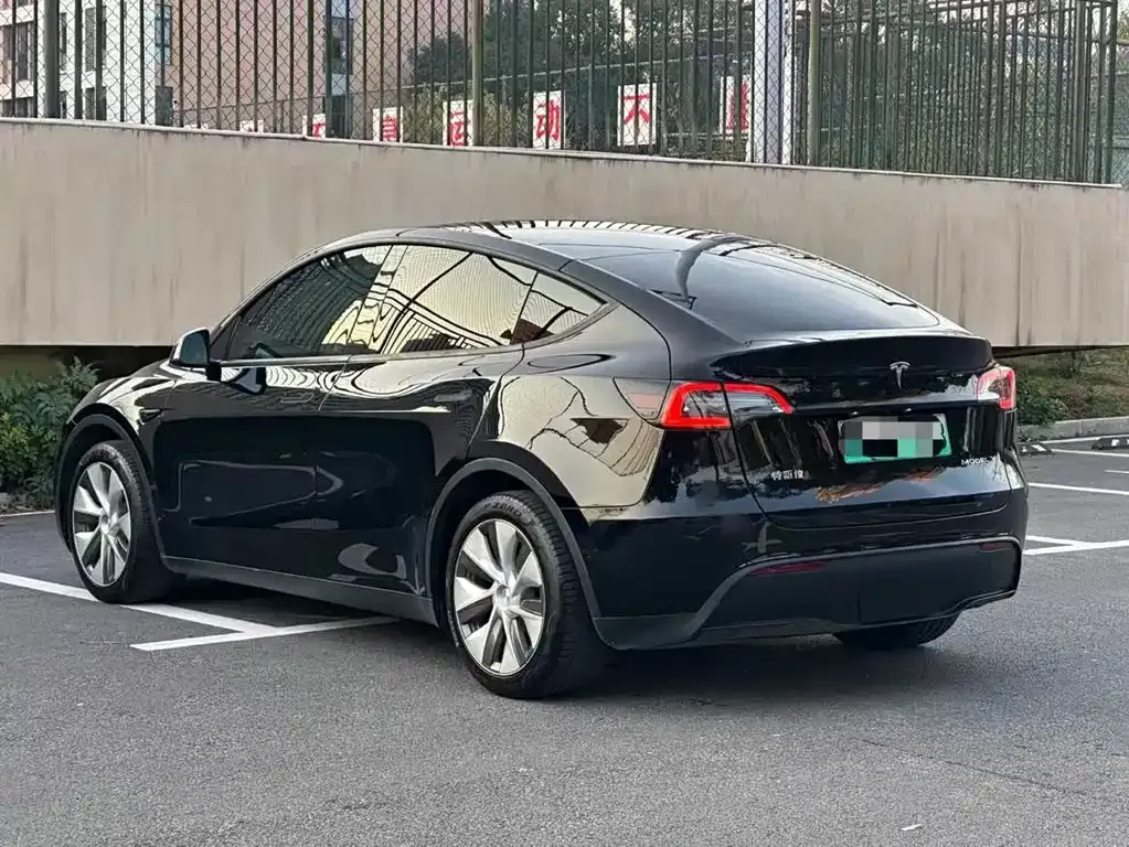 Tesla Model Y 2022 из CN, фото 4