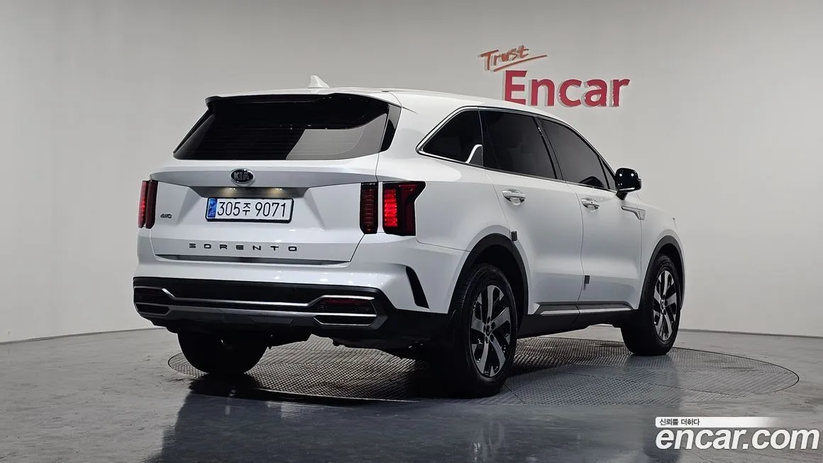 Kia Sorento — фото 8