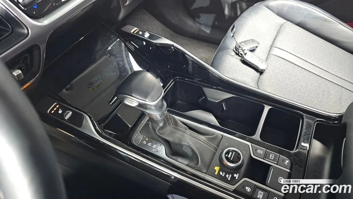 Kia Sorento — фото 7