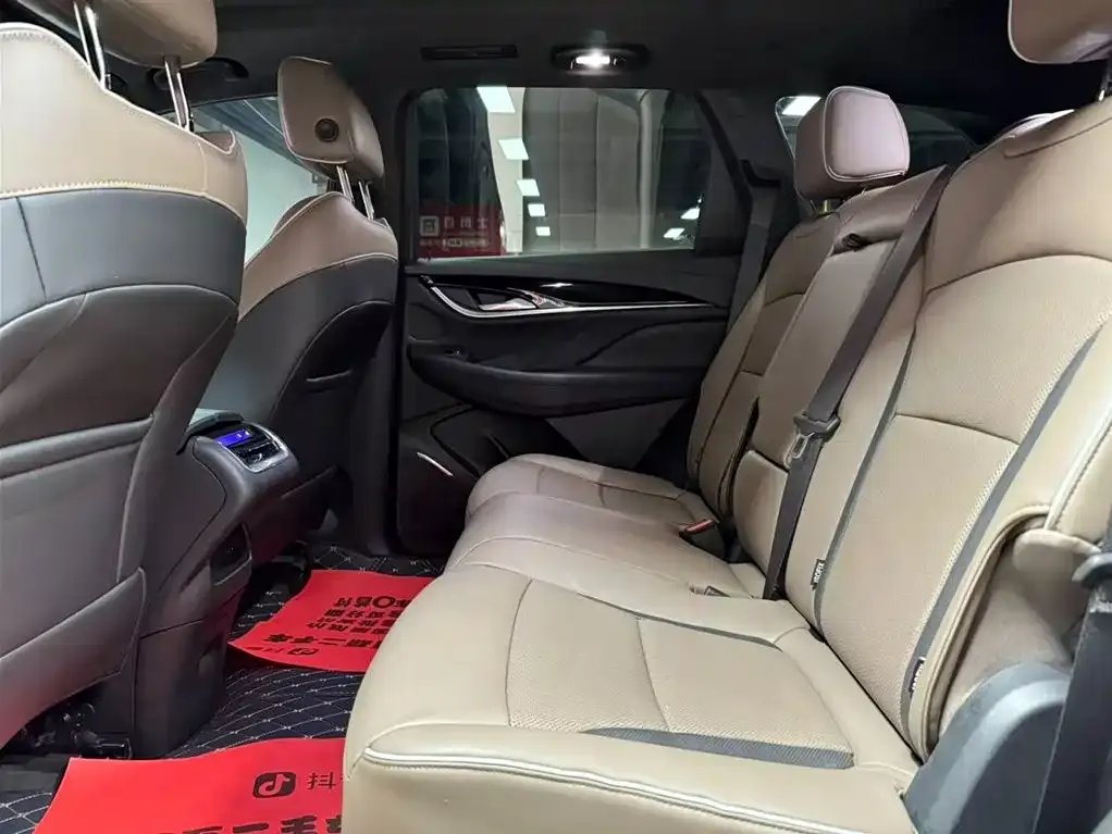 Buick Enclave 2021 из CN, фото 7