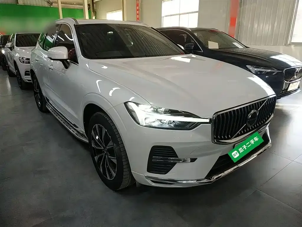 Volvo XC60 — фото 3
