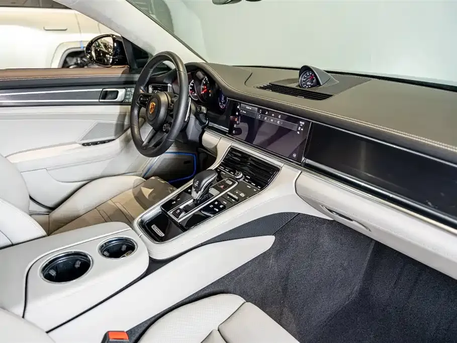 Porsche Panamera 2022 из CN, фото 10
