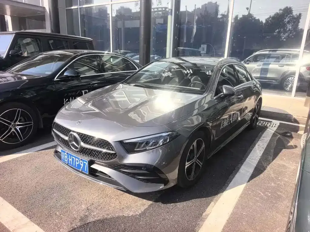 Mercedes-Benz A-Class 2023 из CN, фото 1