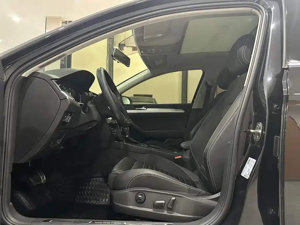 Volkswagen Magotan 2021 из CN, фото 5