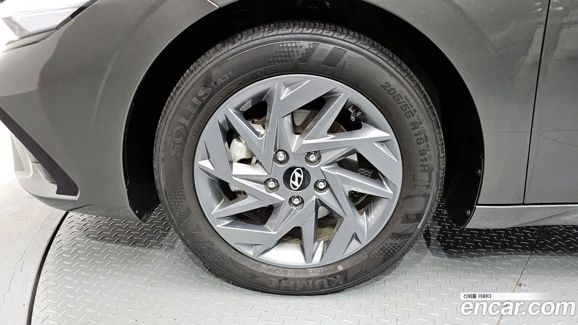 Hyundai AVANTE — фото 6