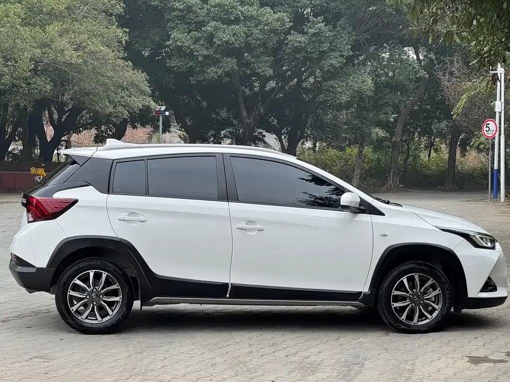 Toyota Yaris L 2022 из CN, фото 6