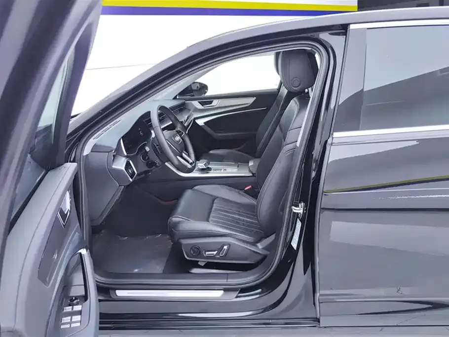 Audi A6L 2024 из CN, фото 9