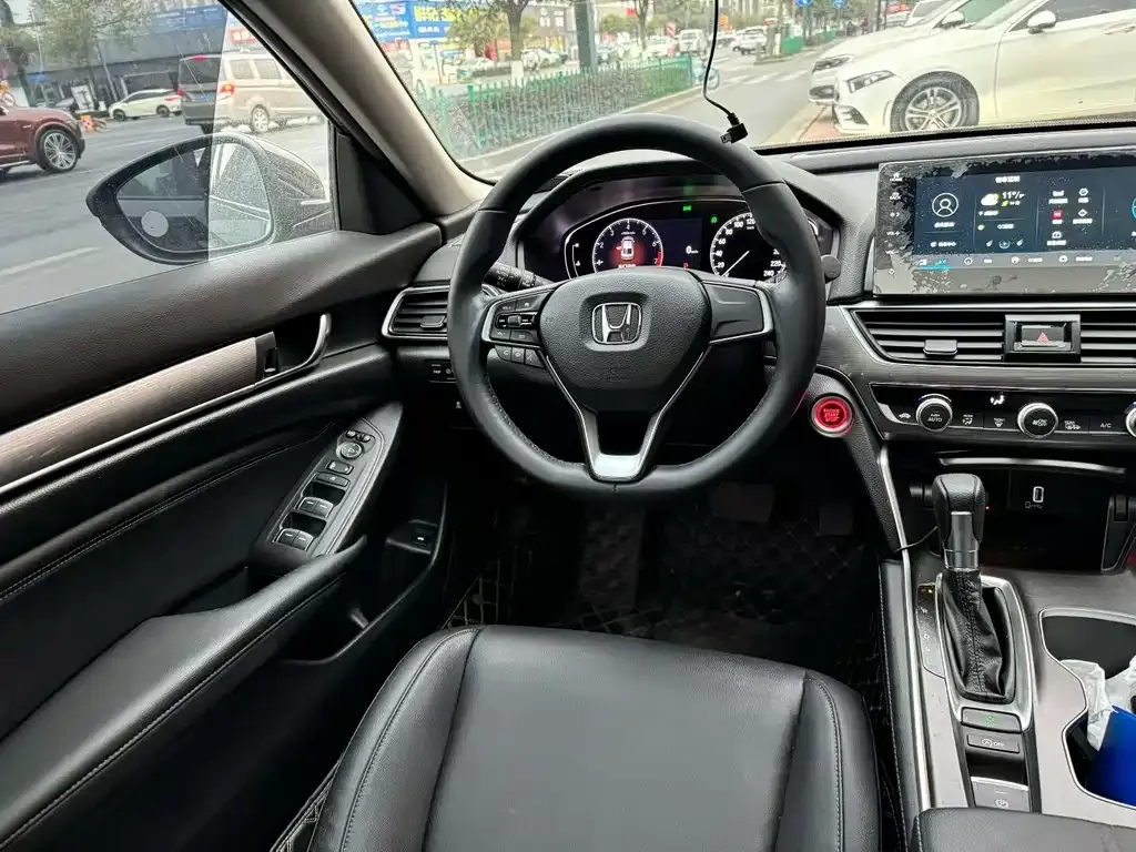 Honda Accord 2022 из CN, фото 2