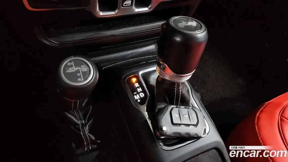 Jeep Wrangler 2021 из KR, фото 7