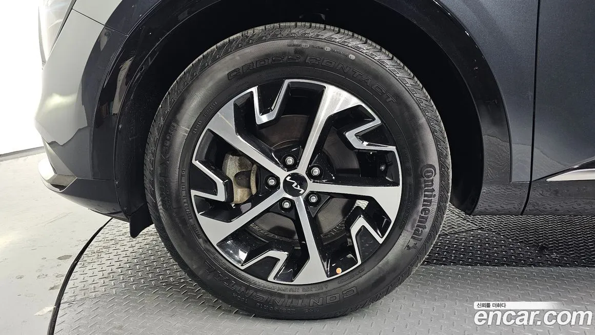 Kia Sportage — фото 7