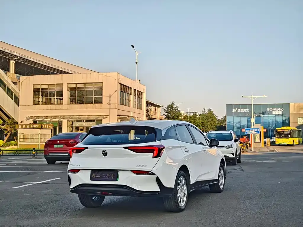 Buick Velite 6 2024 из CN, фото 4