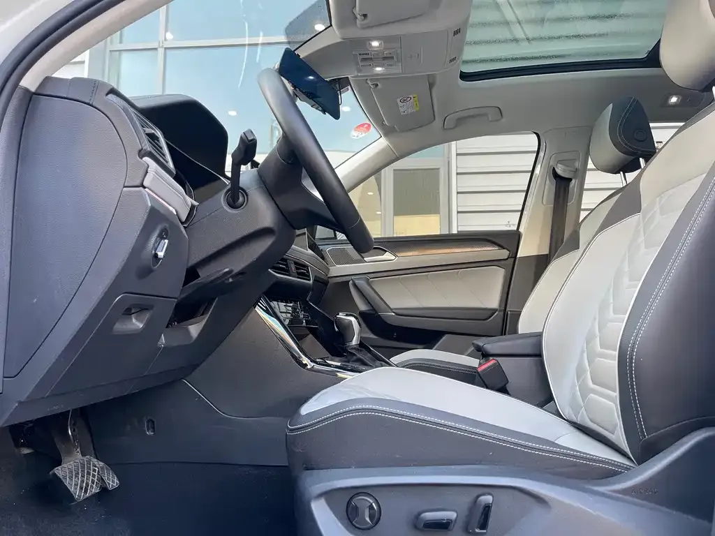 Volkswagen Tayron 2022 из CN, фото 6
