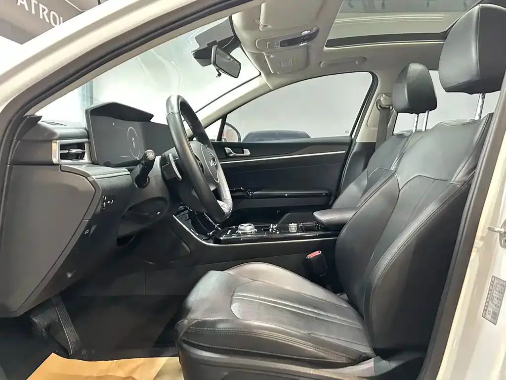 Kia K5 2023 из CN, фото 8