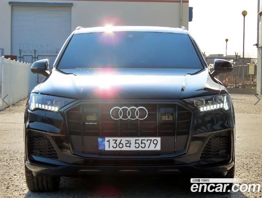 Audi Q7 2023 из KR, фото 1