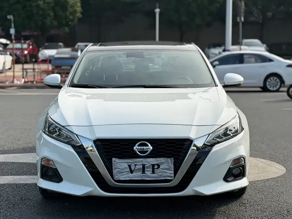 Nissan Teana 2022 из CN, фото 2
