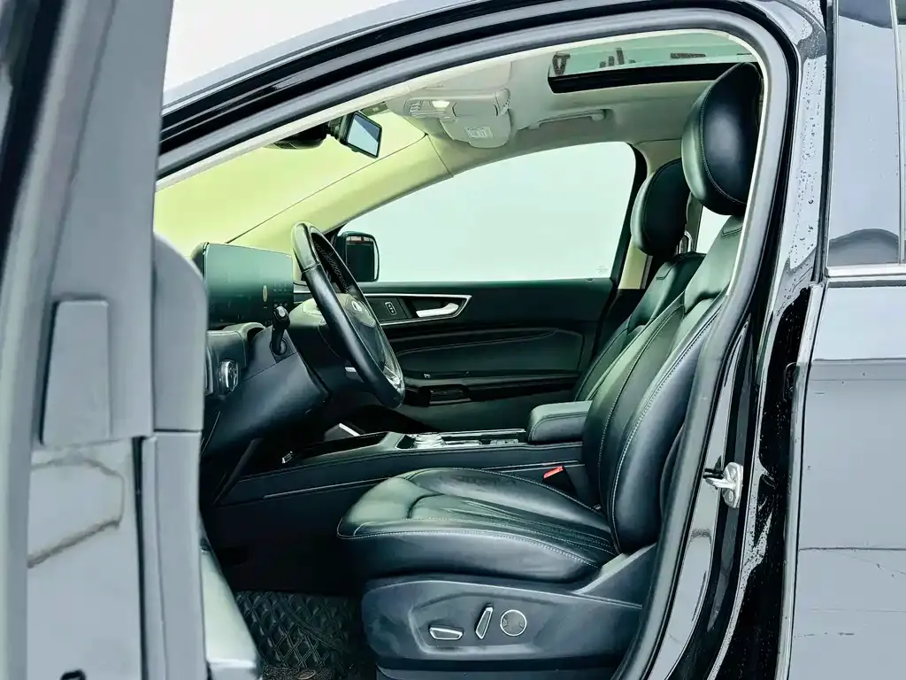Ford Edge 2021 из CN, фото 7